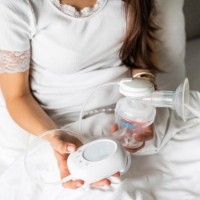 Pompa manuală pentru sân BabyOno Compact Plus Natural Nursing 971 imaginea #4 — magazin online Desire.md