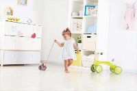 Jucarie de impins si tras Hape Baby Bird Pull Along (E0360A) imaginea #2 — magazin online Desire.md