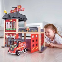 Игровой набор пожарного Hape City Fire Station (E3023A) фото №7 — интернет-магазин Desire.md
