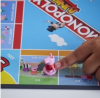 Joc educativ de masa Mattel Monopoly Junior Peppa Pig (F1656) imaginea #3 — magazin online Desire.md