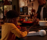 Умная колонка Apple HomePod mini White фото №4 — интернет-магазин Desire.md