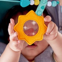 Игрушка для колясок и кроваток Hape Bumblebee Pram Chain (E0021A) фото №4 — интернет-магазин Desire.md