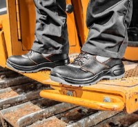 Спецобувь Neo 82-024 фото №2 — интернет-магазин Desire.md