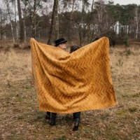 Плед IBENA Jacquard Aldosa 150x200cm Yellow фото №3 — интернет-магазин Desire.md