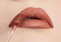 Помада для губ Golden Rose Longstay Liquid Matte 16 фото №2 — интернет-магазин Desire.md