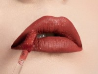 Помада для губ Golden Rose Longstay Liquid Matte 19 фото №2 — интернет-магазин Desire.md