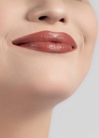 Ruj de buze Golden Rose Satin Lipstick 16 imaginea #2 — magazin online Desire.md