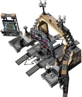Set de construcție Lego DC: Batcave The Riddler Face Off (76183)