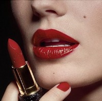 Ruj de buze By Kilian Le Rouge Parfum Lipstick 108 Smoked Rouge Satin
