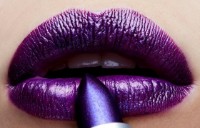 Помада для губ MAC Frost Lipstick Model Behavior