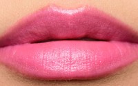 Ruj de buze MAC Cremesheen Lipstick Pink Pearl Pop