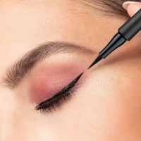 Eyeliner pentru ochi Artdeco Sensitive Fine Liner 01