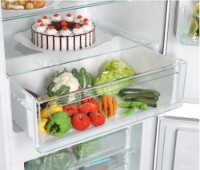 Встраиваемый холодильник Candy CBT7719FW