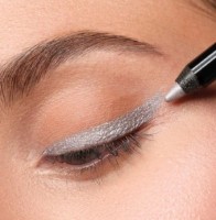 Creion pentru ochi Artdeco Metallic Eye Liner Long-Lasting 1