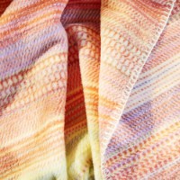 Плед IBENA Jacquard Harlyn 150x200cm Berry/Orange фото №4 — интернет-магазин Desire.md