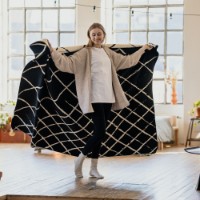 Плед IBENA Jacquard Palin 150x200cm Black/Beige фото №2 — интернет-магазин Desire.md