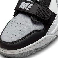 Кроссовки мужские Nike Air Jordan Legacy 312 Low Black/Valor Blue/University Red/Wolf Gray, s.42 фото №7 — интернет-магазин Desire.md