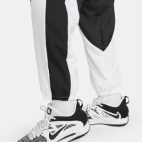 Pantaloni spotivi pentru bărbați Nike M Nk Strtfv Wvn Pant Black/White, s.M imaginea #3 — magazin online Desire.md