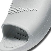 Шлёпанцы мужские Nike Victori One Shower Slide Light Smoke Grey/White, s.44 фото №6 — интернет-магазин Desire.md