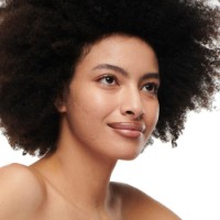 Fond de ten pentru față MAC Studio Radiance C3.5 30ml imaginea #2 — magazin online Desire.md