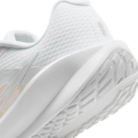 Кроссовки женские Nike W Downshifter 13 White/Platinum Tint, s.38.5 фото №8 — интернет-магазин Desire.md