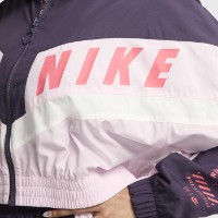 Женская олимпийка Nike W Nsw Jacket Woven Street Dark Raisin/Pink Foam/Sail, s.L фото №3 — интернет-магазин Desire.md