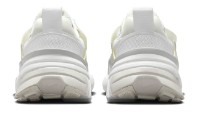 Adidași pentru dame Nike W V2K Run White/Platinum Tint/Pure Platinum/Metallic Silver, s.38 imaginea #2 — magazin online Desire.md