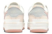 Ghete pentru dame Nike W Af1 Shadow Coconut Milk/Light Silver/Crimson Tint, s.38 imaginea #2 — magazin online Desire.md