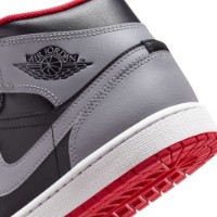 Ботинки мужские Nike Air Jordan 1 Mid Black/Cement Grey/Fire Red/White, s.42 фото №8 — интернет-магазин Desire.md