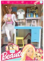 Păpușa New World Beauty (1817-3)