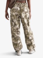 Женские спортивные штаны Nike W Nsw Camo Cargo Pant Dance Light Orewood Brown/Sail, s.L фото №2 — интернет-магазин Desire.md