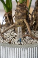 Цветочный горшок Potterypots Pax M White Stripe фото №2 — интернет-магазин Desire.md