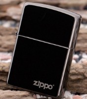 Brichetă Zippo 150ZL Black Ice w/Zippo Logo Laser imaginea #2 — magazin online Desire.md