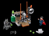 Set de construcție Lego DC: Clash of the Heroes (76044)