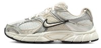 Кроссовки женские Nike V5 Rnr W Summit White/Sail/Black/Light Orewood Brown, s.38.5 фото №5 — интернет-магазин Desire.md
