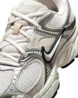 Кроссовки женские Nike V5 Rnr W Summit White/Sail/Black/Light Orewood Brown, s.38.5 фото №3 — интернет-магазин Desire.md