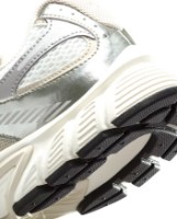 Кроссовки женские Nike V5 Rnr W Summit White/Sail/Black/Light Orewood Brown, s.38.5 фото №4 — интернет-магазин Desire.md