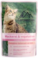 Hrană umedă pentru pisici Carpathian Pet Food Adult Mackerel & Vegetables 24x100g