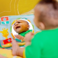 Covor joc pentru copii Bright Starts Grip & Kick Oball (17165) imaginea #5 — magazin online Desire.md