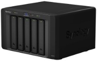 Server de stocare Synology DX513