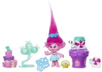 Set jucării Hasbro Small Troll Town (B6556)