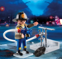 Figura Eroului Playmobil Specials Plus: Fireman with Hose (4795)