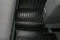 Автоковрики Novline Element Toyota Hilux 2011 (NLC.48.52.210k) фото №4 — интернет-магазин Desire.md