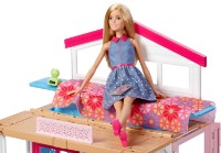 Păpușa Mattel Barbie Doll House (DVV48)