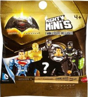 Фигурка героя Mattel Batman vs Superman (DNW96)
