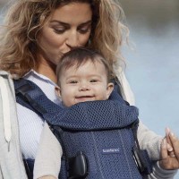 Marsupiu pentru copii BabyBjorn One Air Navy Blue (098008E1) imaginea #2 — magazin online Desire.md