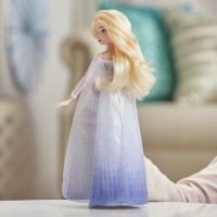Кукла Hasbro Frozen 2 Musical Adventure Elsa (E8880)