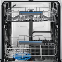 Maşină de spălat vase încorporabilă Electrolux EES47320L