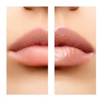 Бальзам для губ Givenchy Le Rose Perfecto Liquid Lip Balm 17 Nude Chill фото №4 — интернет-магазин Desire.md