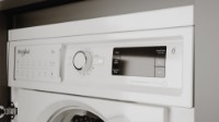Maşina de spălat rufe încorporabilă Whirlpool BIWMWG81484